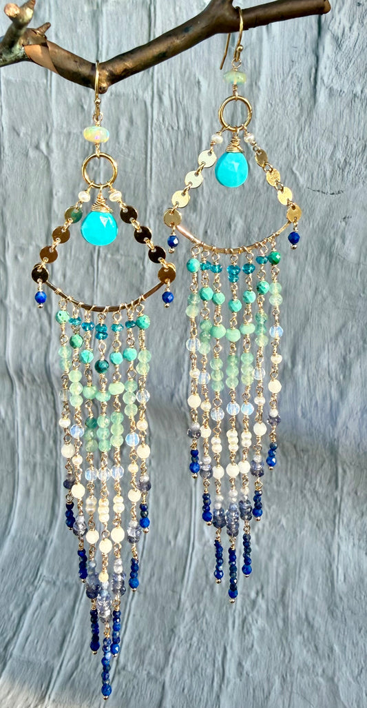 Luxe Raincloud Duster Chandeliers
