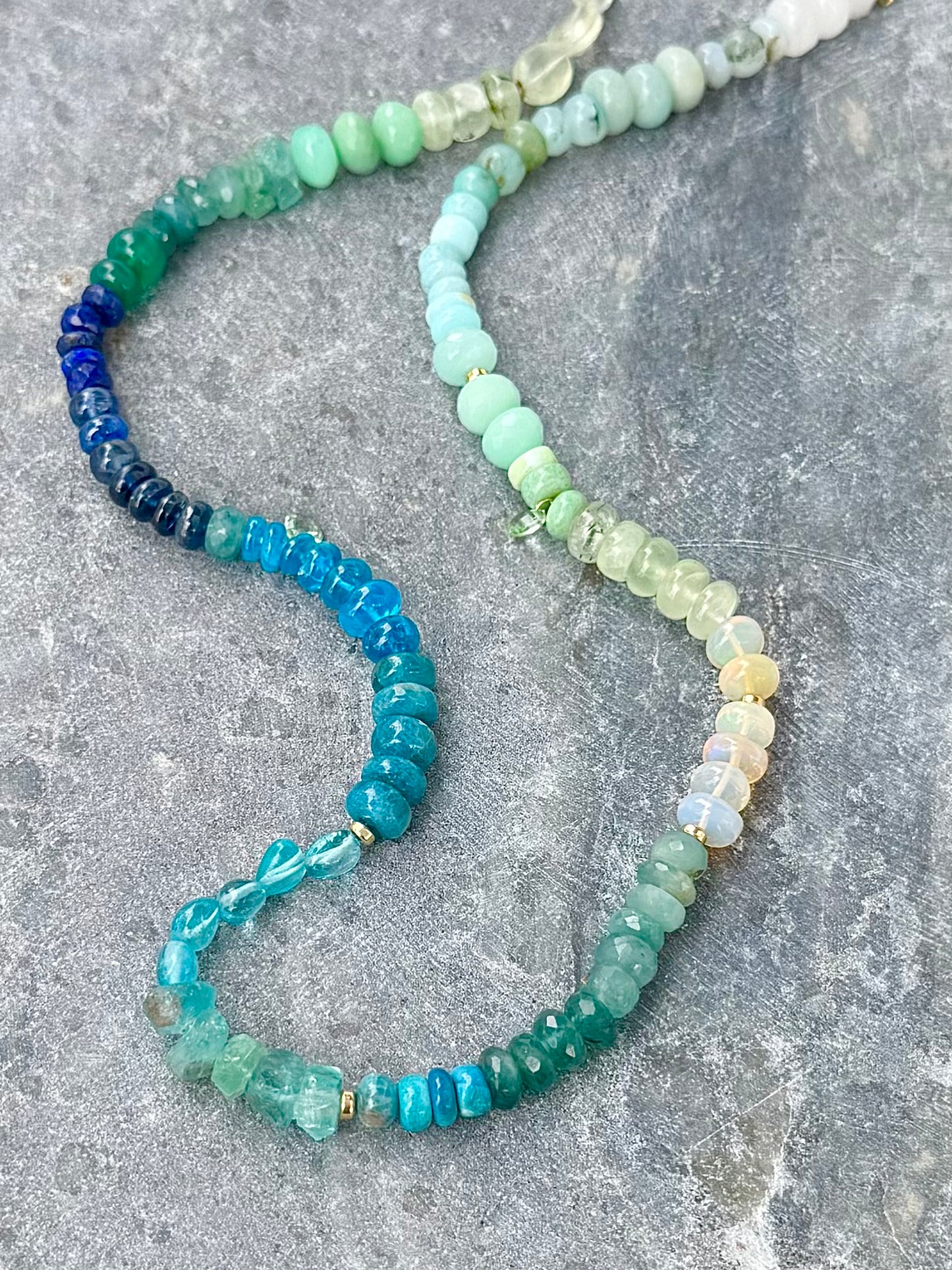 Lagoon Midi Necklace