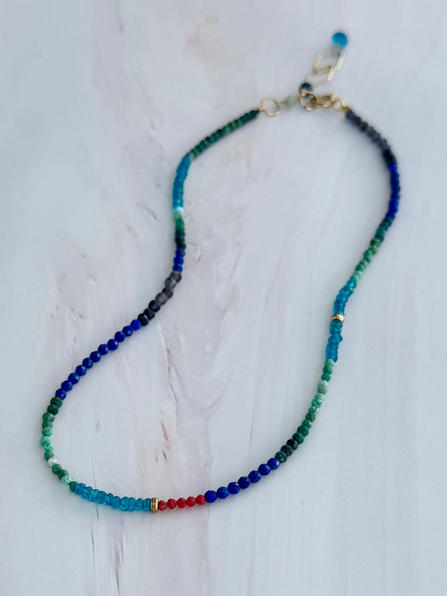 Petite Island Days Necklace