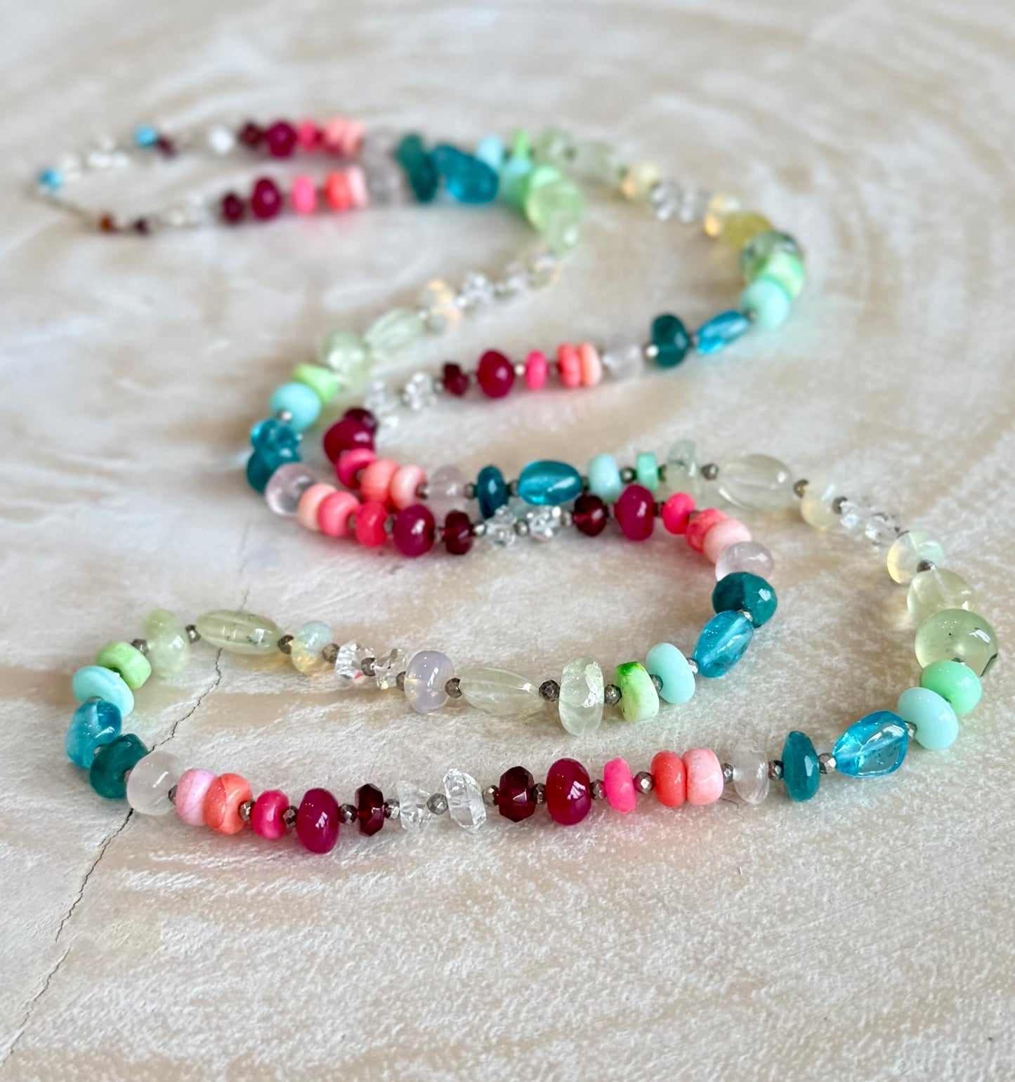 Seaside Hibiscus Midi Necklace